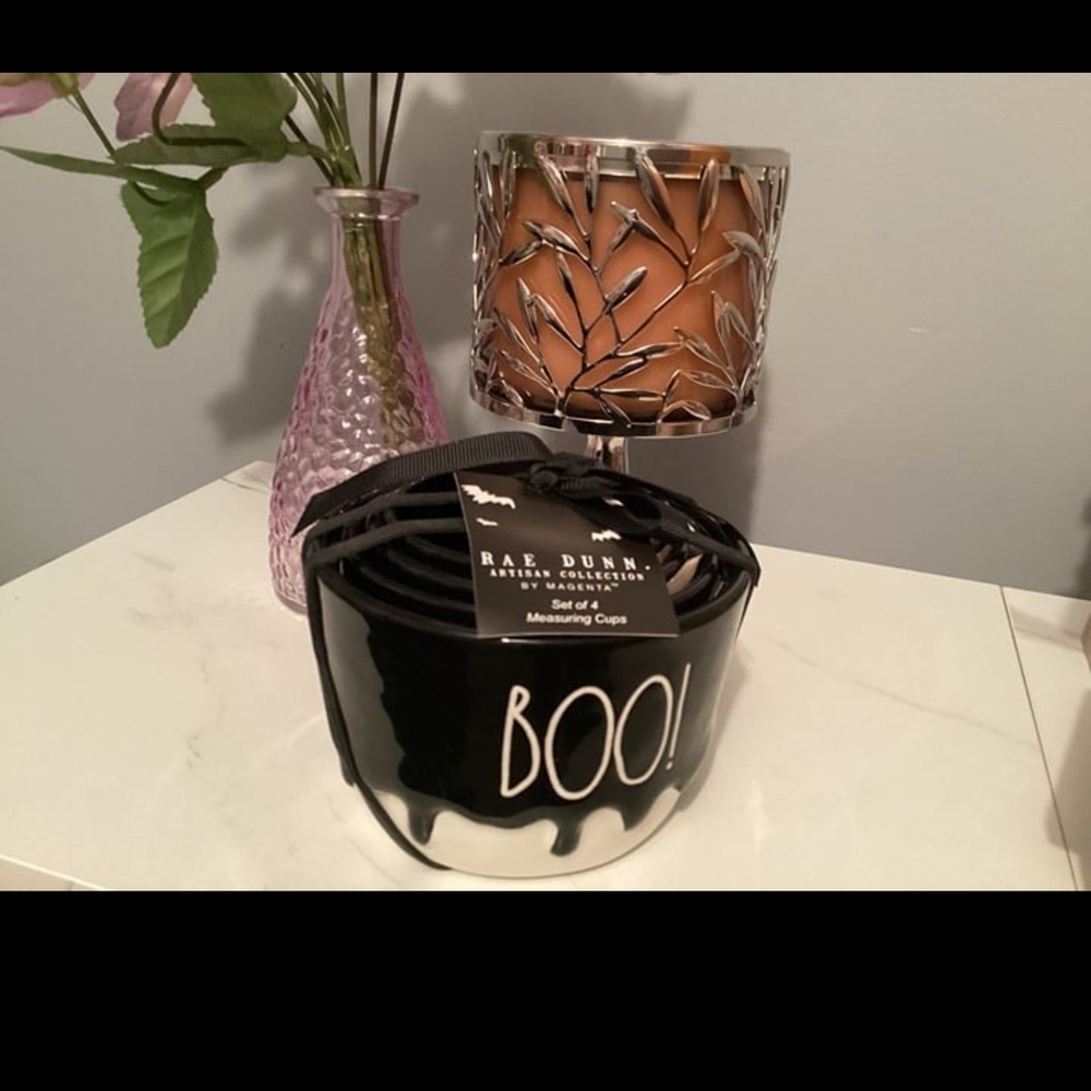 Rae Dunn Black 'BOO' Measuring Cups